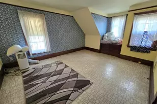 211 E Center St, Shawano, WI 54166 - Photo 24