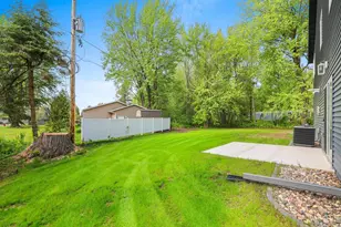 W4956 Woodland Rd, Bonduel, WI 54107 - Photo 4