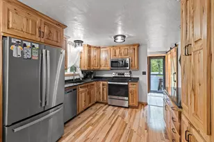 N6828 Springbrook Rd, Cecil, WI 54111 - Photo 18