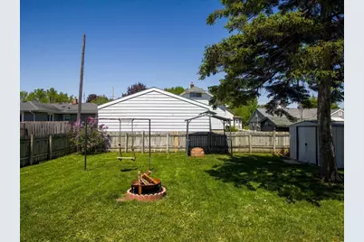 712 W 9th Avenue, Oshkosh, WI 54902 - Photo 18
