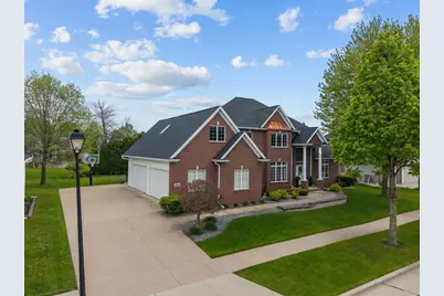 4916 N Silentwind Way, Appleton, WI 54913 - Photo 2