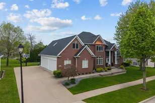 4916 N Silentwind Way, Appleton, WI 54913 - Photo 2