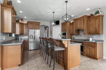 4916 N Silentwind Way, Appleton, WI 54913 - Photo 12