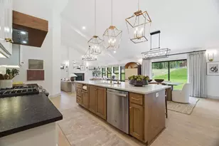 4194 Blackberry Ridge Dr, Hobart, WI 54155 - Photo 8