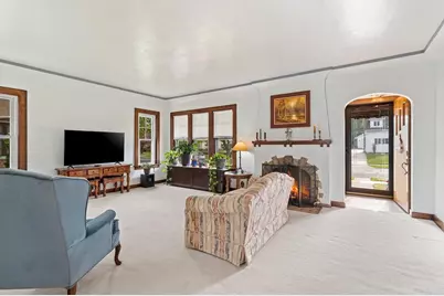 926 N 17th Street, Manitowoc, WI 54220 - Photo 4