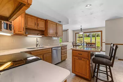 2951 Vercauteren Drive, Green Bay, WI 54313 - Photo 28
