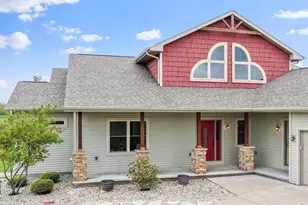 7074 Fairview Rd, Denmark, WI 54208 - Photo 4