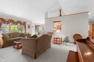 1326 Winter Wheat Dr, Neenah, WI 54956 - Photo 14