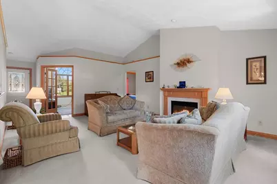 1326 Winter Wheat Drive, Neenah, WI 54956 - Photo 12