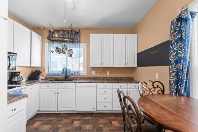 242 W 14th Avenue, Oshkosh, WI 54902 - Photo 6