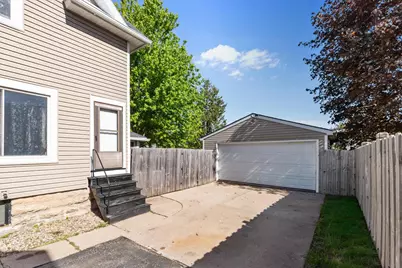 242 W 14th Avenue, Oshkosh, WI 54902 - Photo 40