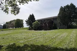 205 E Freeborn St, Cecil, WI 54111 - Photo 8