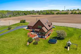 910 Shoemaker Rd, Brussels, WI 54204 - Photo 2