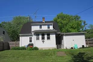 1738 N Erb St, Appleton, WI 54911 - Photo 2