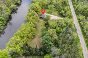 N4656 Pine St, New London, WI 54961 - Photo 4