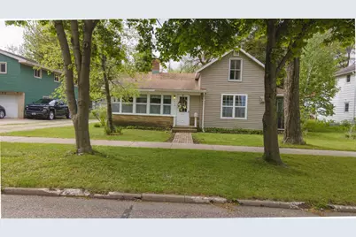 716 Royalton Street, Waupaca, WI 54981 - Photo 30