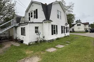 243 Maple St, Redgranite, WI 54970 - Photo 12