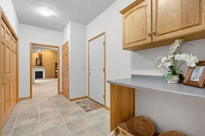 3700 S Hampton Court, Appleton, WI 54915 - Photo 26
