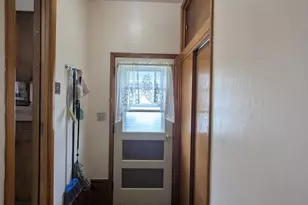 736 W 8th Ave, Oshkosh, WI 54902 - Photo 16