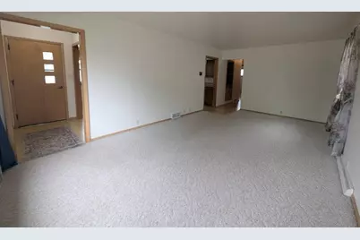 736 W 8th Avenue, Oshkosh, WI 54902 - Photo 22