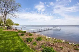 4594 Bellhaven Ln, Oshkosh, WI 54904 - Photo 4