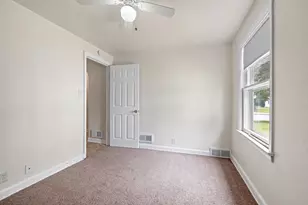 524 6th St, Menasha, WI 54952 - Photo 16