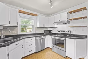 808 E Hancock St, Appleton, WI 54911 - Photo 22