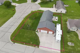 311 N 3rd St, Hilbert, WI 54129 - Photo 36