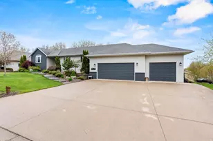 461 N 17th Dr, Sturgeon Bay, WI 54235 - Photo 4