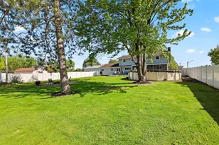 504 Sunrise Rd, Edgerton, WI 54486 - Photo 52