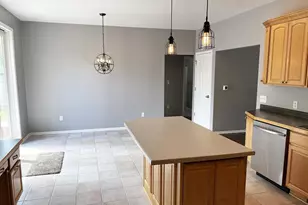 104 Riverwood Ct, Mishicot, WI 54228 - Photo 8