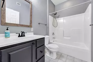 104 Riverwood Ct, Mishicot, WI 54228 - Photo 14