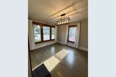 719 S Memorial Drive, Appleton, WI 54911 - Photo 8