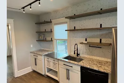 719 S Memorial Drive, Appleton, WI 54911 - Photo 10