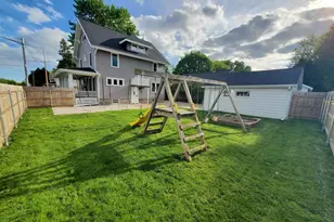719 S Memorial Dr, Appleton, WI 54911 - Photo 4