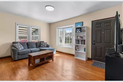 521 Newhall Street, Green Bay, WI 54301 - Photo 2