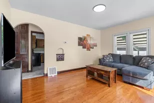 521 Newhall St, Green Bay, WI 54301 - Photo 4