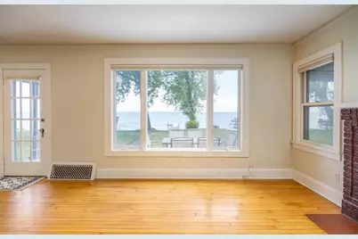 188 Adella Beach Road, Neenah, WI 54956 - Photo 6