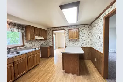 1218 Terrace Court, Waupaca, WI 54981 - Photo 4