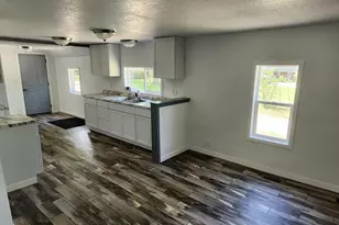 W8035 E Chicago Rd, Wautoma, WI 54982 - Photo 4