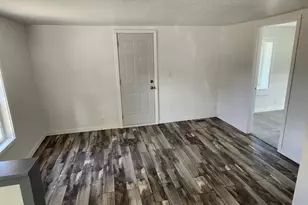 W8035 E Chicago Rd, Wautoma, WI 54982 - Photo 6