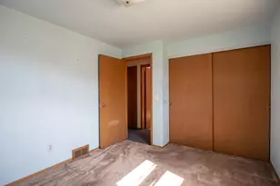 445 Glenview Ave, Combined Locks, WI 54113 - Photo 14