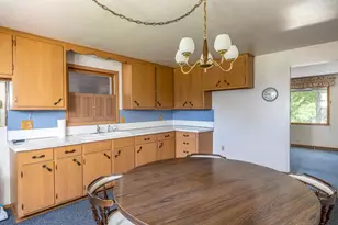 445 Glenview Ave, Combined Locks, WI 54113 - Photo 8