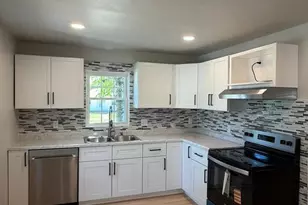 1212 8th St, Green Bay, WI 54304 - Photo 6