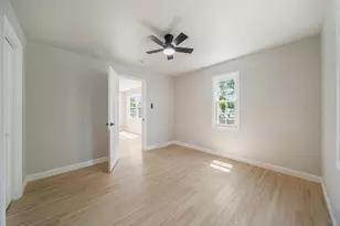 1212 8th St, Green Bay, WI 54304 - Photo 18