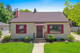 1137 E Jardin St, Appleton, WI 54911 - Photo 56