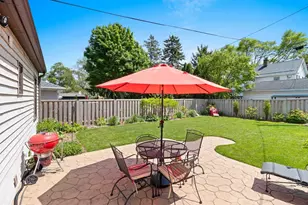 1137 E Jardin St, Appleton, WI 54911 - Photo 10