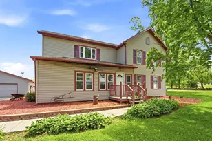 N5460 Collier Rd, New London, WI 54961 - Photo 2