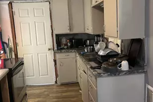 551 N State St, Appleton, WI 54911 - Photo 2