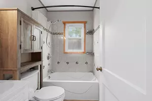 709 W 8th St, Kaukauna, WI 54130 - Photo 20